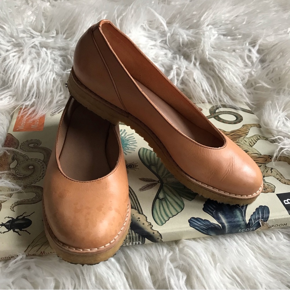 Swedish Hasbeens Clogs Flats Sz39, fits an 8